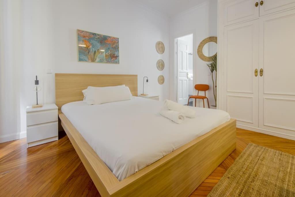 Petite E Chic Loft Para 3 En El Corazon De 马德里 外观 照片